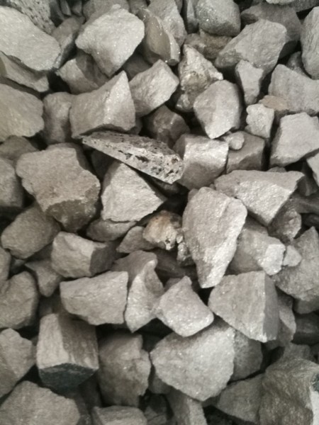 济南高碳铬铁加工块 10-70mm